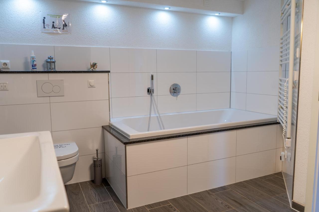 Schoene Ferienwohnung T&N Im Weserbergland Emmerthal Esterno foto